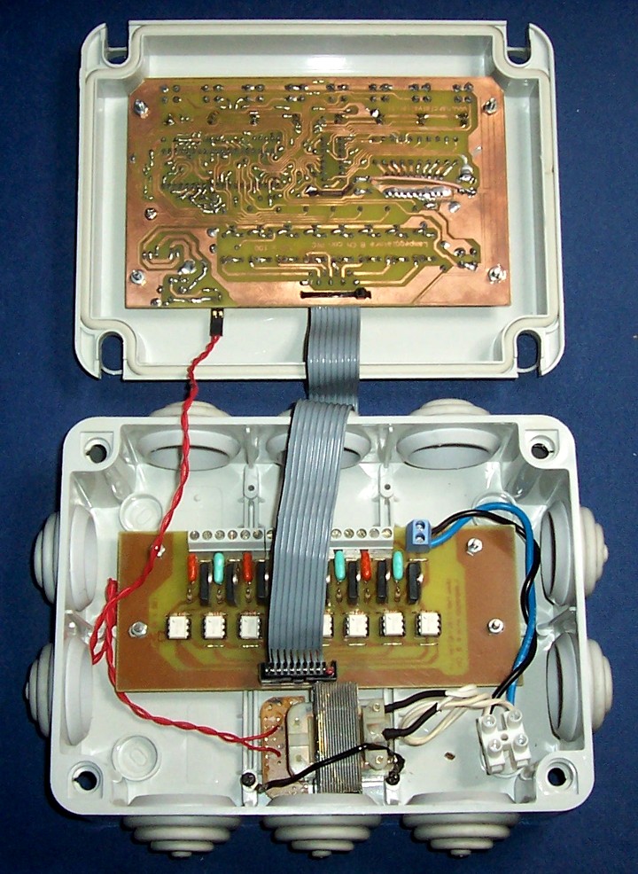 Collegamenti tra i due PCB del Lampeggiatore