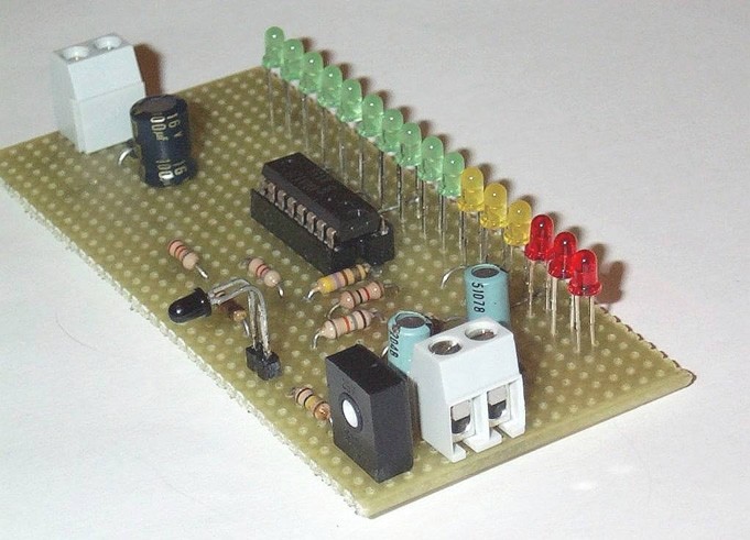 Foto Level-Meter con UAA170